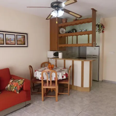 Apartman Acogedor Apartamento Cerca De La Playa *